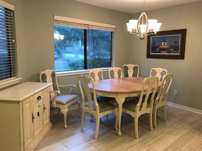 Foto del edificio - 2BD/2.5BA - TOWNHOME IN MT PLEASANT - AVAI...