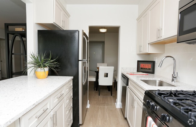 Renovated Kitchen - The Kenmore