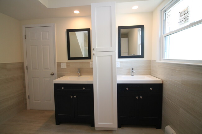 Double Vanities - 451 2nd St