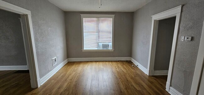 Building Photo - 4914 Itaska St