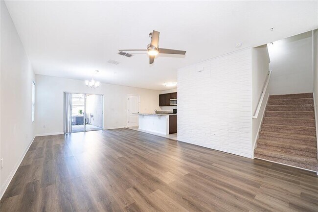 Building Photo - 4806 Riverwalk Dr