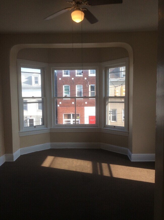 Foto del edificio - 2 Bedroom Apartment-York City SD