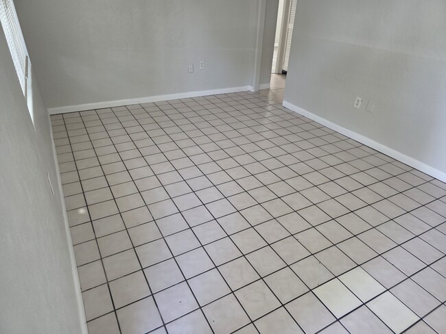 Building Photo - 107 Cocoa Pl