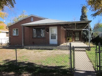 Building Photo - 4442-4444 N Elizabeth St