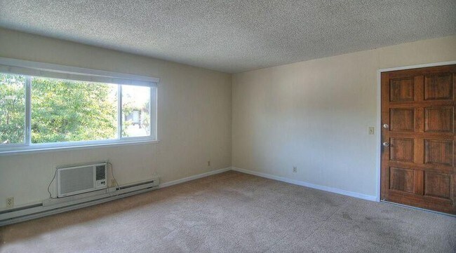 Foto del edificio - 1595 Brookvale Dr