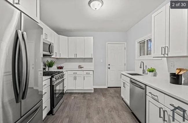 Modern 6-Bedroom Home in North Philadelphia - Modern 6-Bedroom Home in North Philadelphia