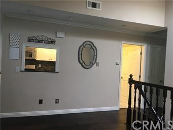 Building Photo - 1255 N Los Robles Ave