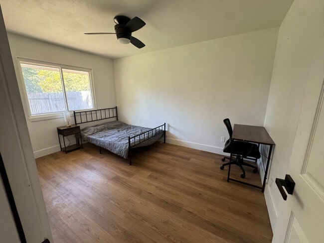 Building Photo - 9412 Quail Meadow Dr