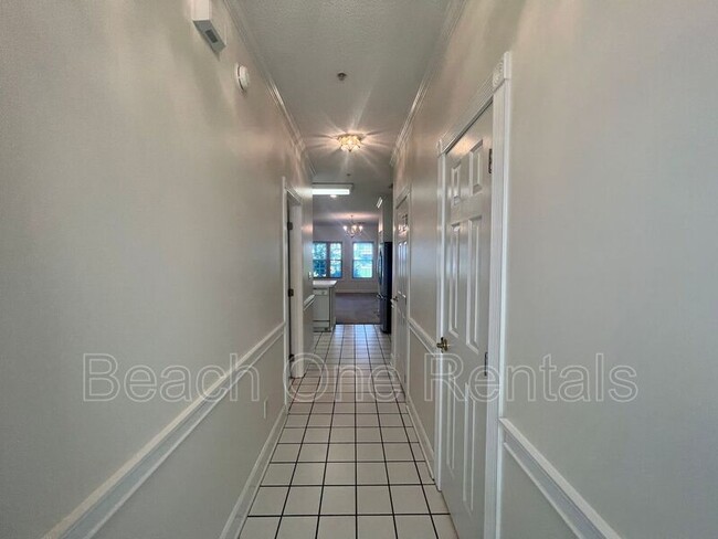 Building Photo - 4830 Carnation Cir