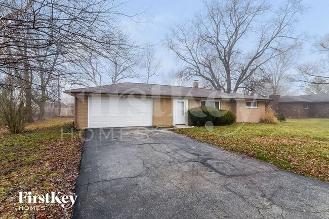 Building Photo - 6616 Oakview Dr N