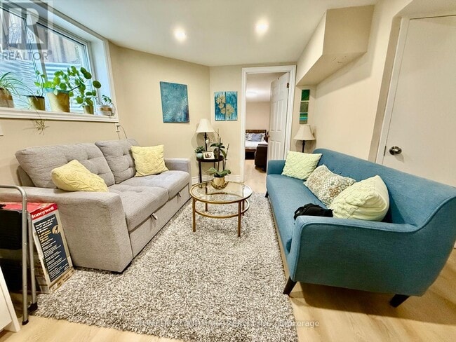 Building Photo - 30 Colleen St