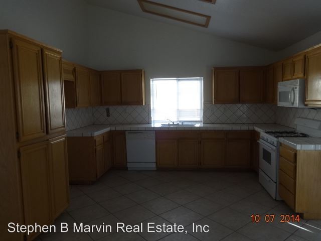 Foto del edificio - 3 br, 2 bath House - 354 East Ave J-11