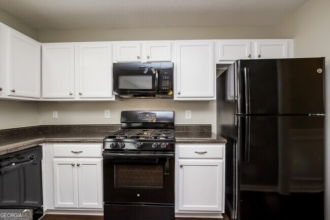 Foto del edificio - 391 Greystone Pkwy