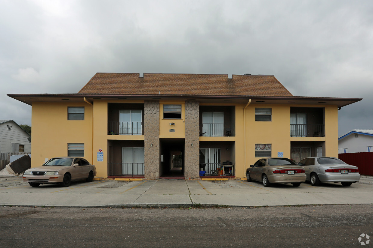 Building Photo - Lake Worth Shores Apartments