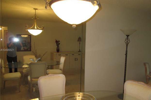 Foto del edificio - 3520 Whitehall Dr