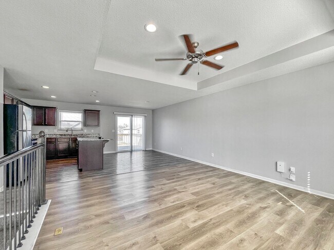 Building Photo - Spacious 3BR Home in Raymore, MO | Garage & Pet-Friendly