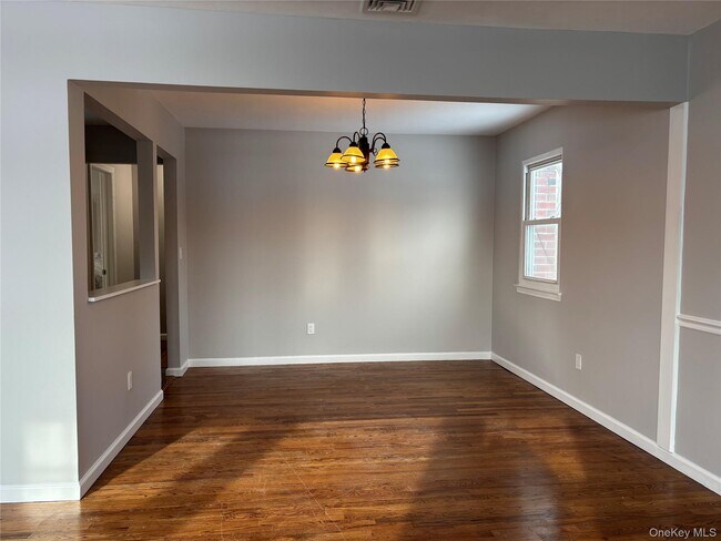 Foto del edificio - 3695 Jerusalem Ave