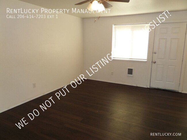 Building Photo - 218 3rd Ave SW
