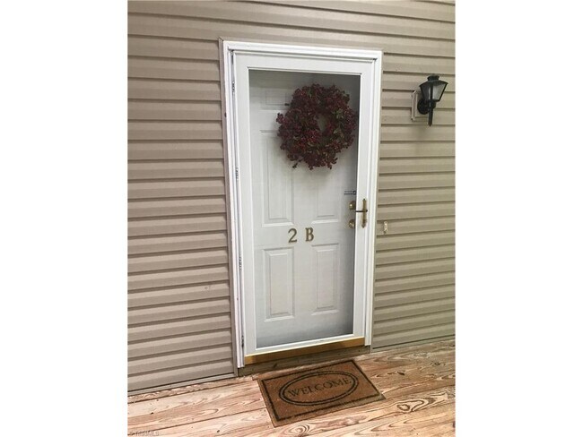 Foto del edificio - BEAUTIFUL SPACIOUS HOME READY TO MOVE IN !!!