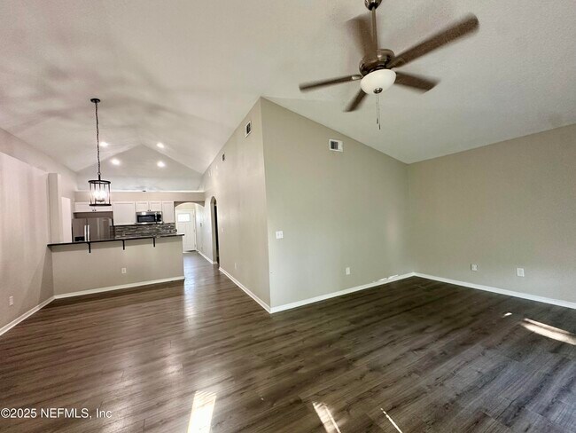 Foto del edificio - 1559 Irishwood Ct