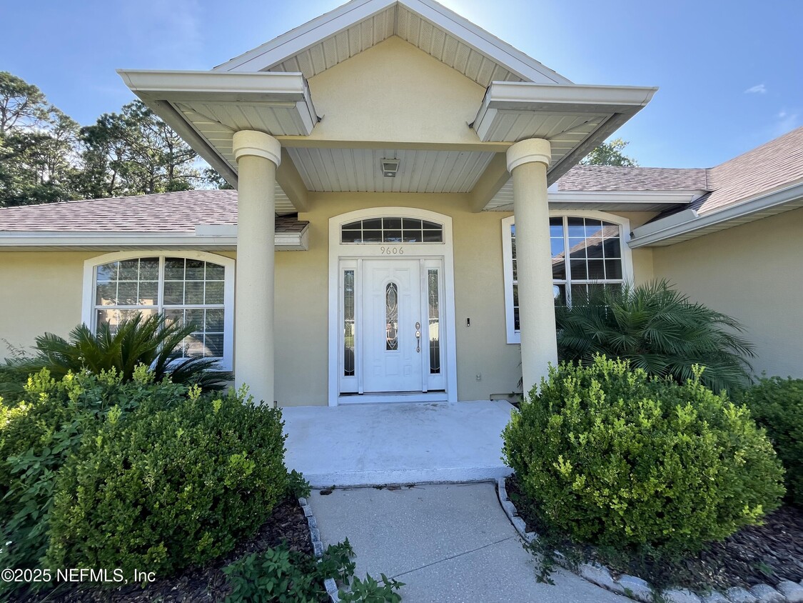 Foto principal - 9606 Melvina Rd