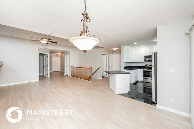 Foto del edificio - 6185 E 121st Dr