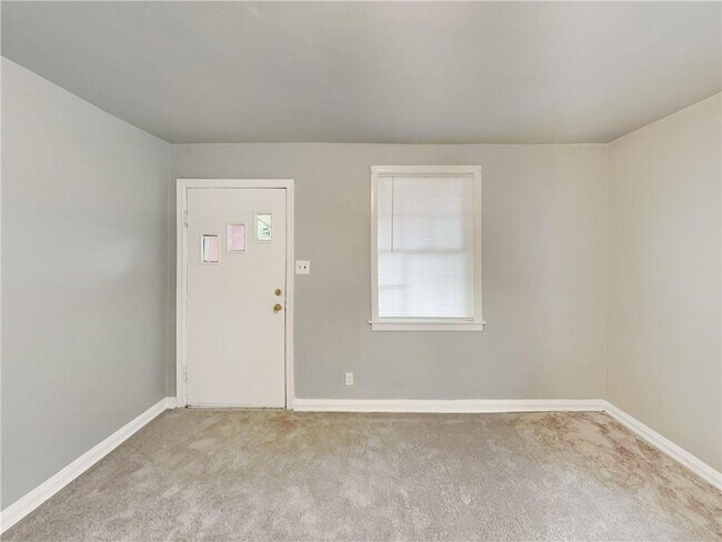 Foto del edificio - 946 Ira St SW