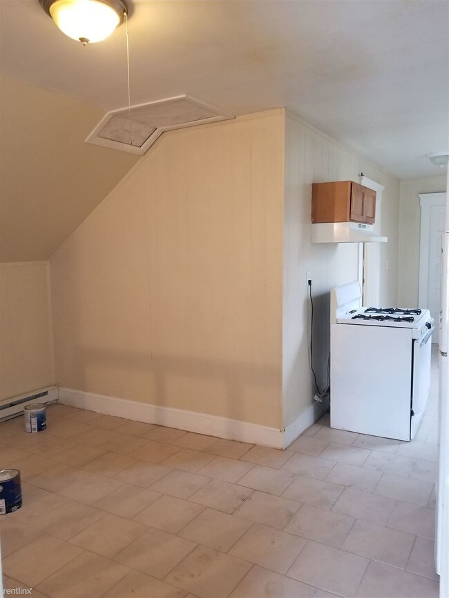 Foto del edificio - 2 br, 1 bath  - 125 Butler St #3