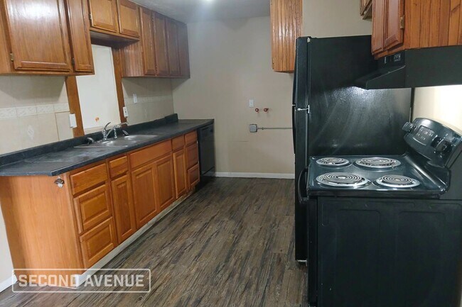 Foto del edificio - 1038 E 349th St