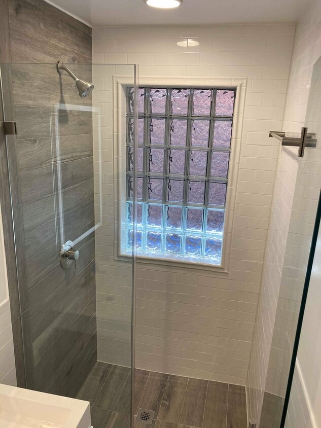 Bathroom - 401 A St NE