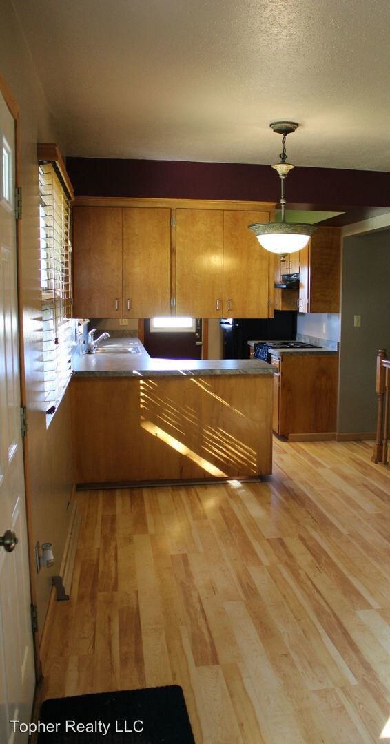 Building Photo - 3 br, 2 bath House - 221 Graham St