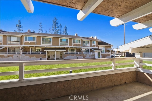 Foto del edificio - 989 W Imperial Hwy