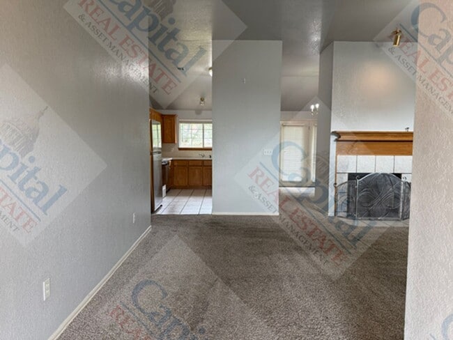Photo - 1720 Briarcreek House