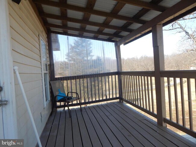 Building Photo - 2553 Warm Springs Rd