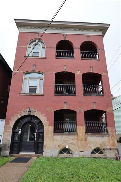 Primary Photo - 200 Gross St