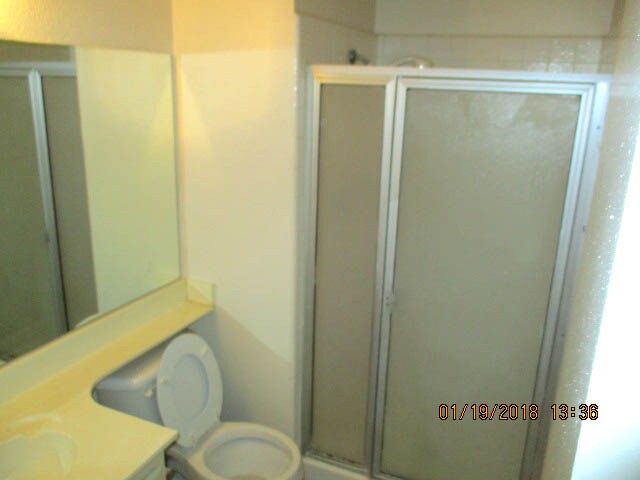 Building Photo - 382 Manzanita St
