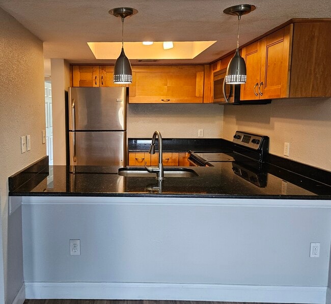 Building Photo - Westhaven Residence