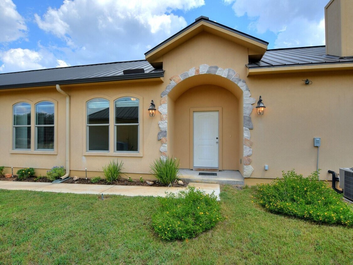 1202 Sunray, Horseshoe Bay, TX 78657 House Rental in Horseshoe Bay