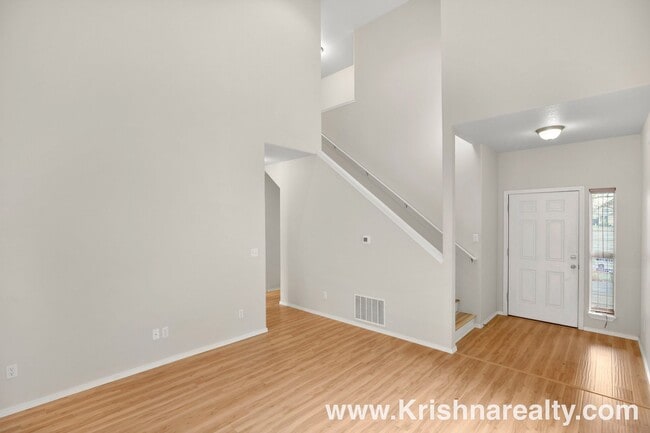 Building Photo - Gorgeous 3BD* 2.5BA* Located in Autumn Meadows Community *SPECTACULAR LOCATION* & *GREAT  BACKYARD!*