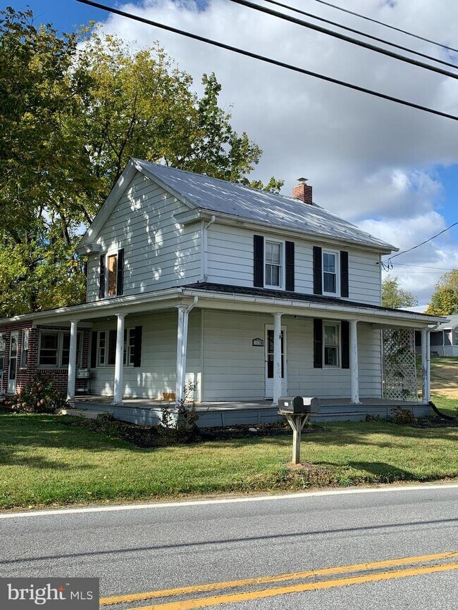 Building Photo - 1038 Clay Hill Rd