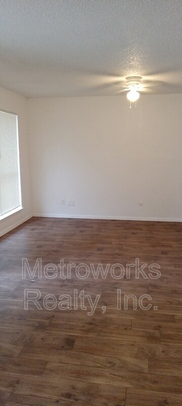 Foto del edificio - 241 S New Hope Rd