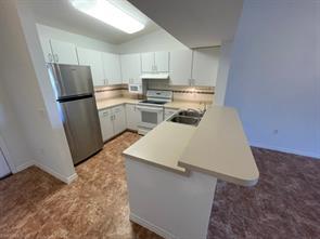 Building Photo - 8264 Key Royal Cir