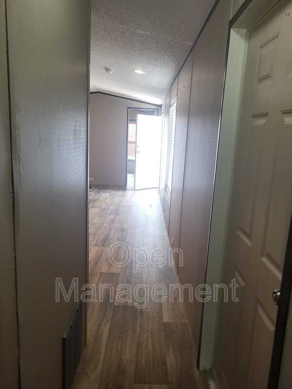 Building Photo - 3510 Bluegrass Park Dr
