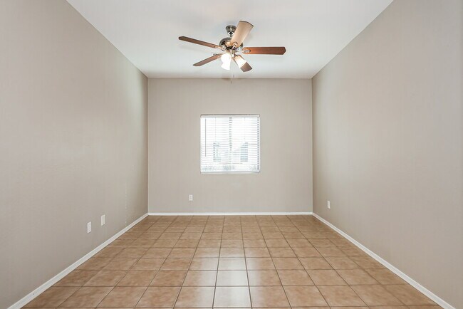 Foto del edificio - 10239 W Via Del Sol