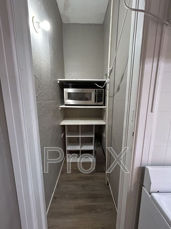 Foto del edificio - 711 N Grand St