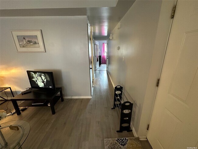 Foto del edificio - 141 Beach 60th St
