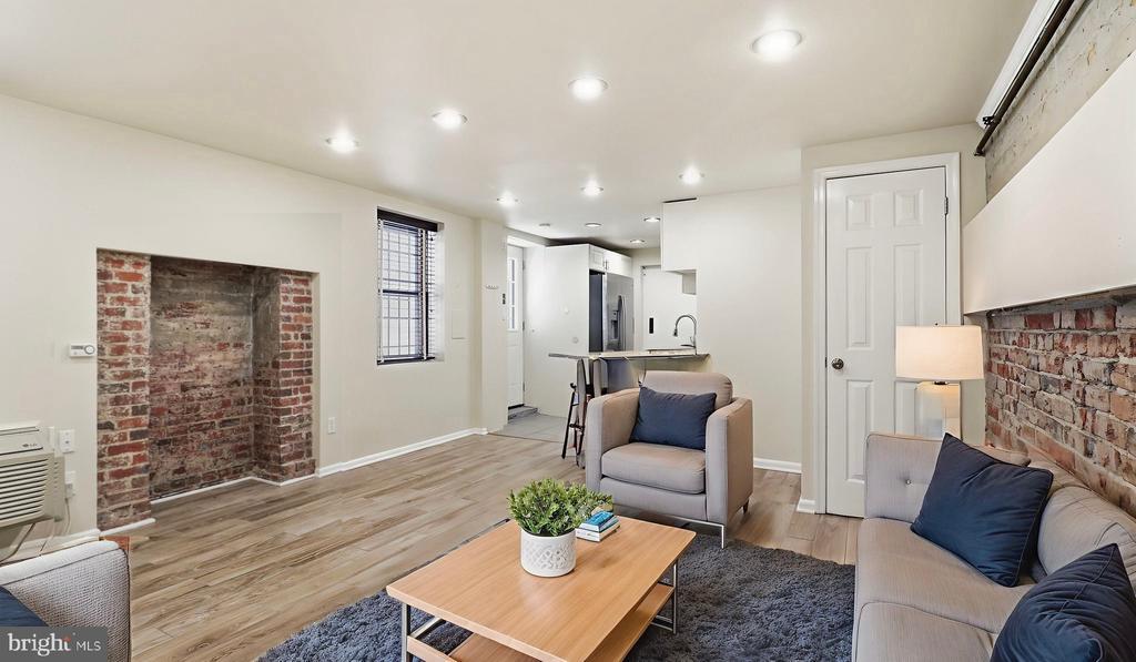 Foto principal - 1450 Harvard St NW