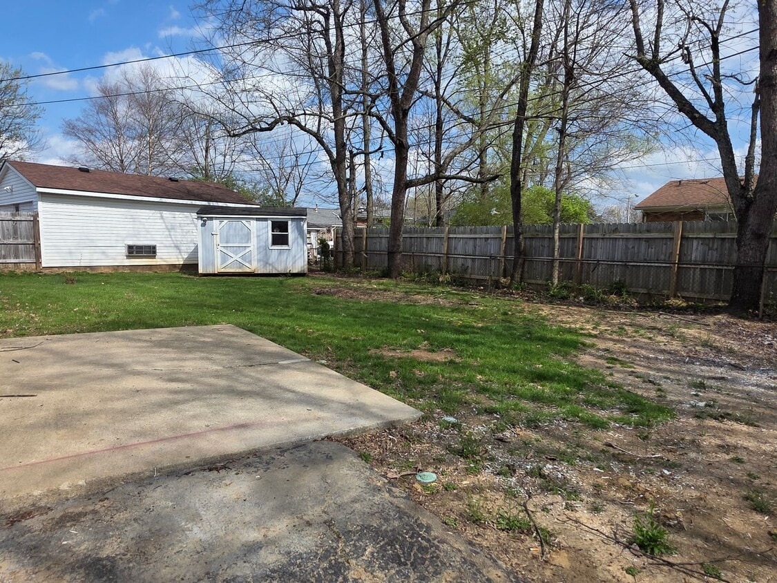 Completely Upgraded 3 Bedroom Single Family Home - Completely Upgraded 3 Bedroom Single Family Home