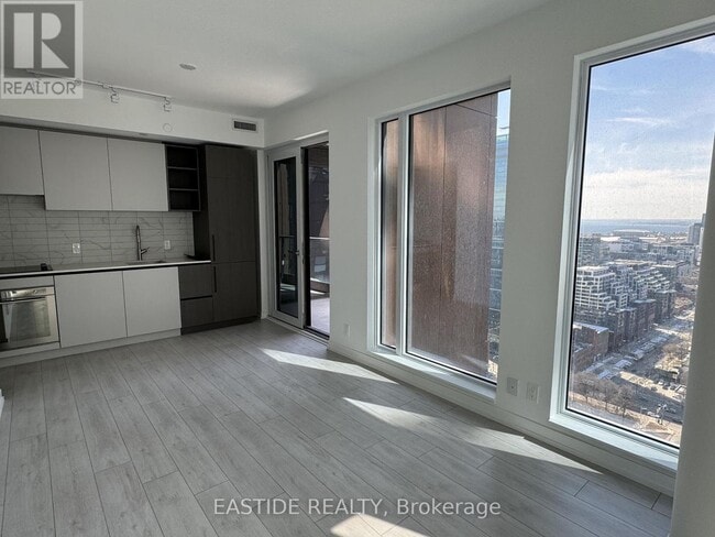 Building Photo - 55 Mercer St