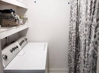 Foto del edificio - 4700 Water Oak Ln,
